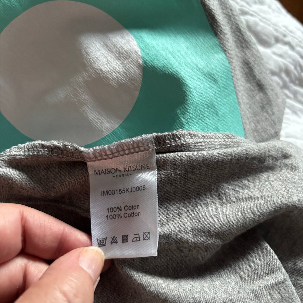 Maison Kitsuné x Anthony Burrill Limited Edition Graphic T-Shirt - Size M - Picture 7 of 9